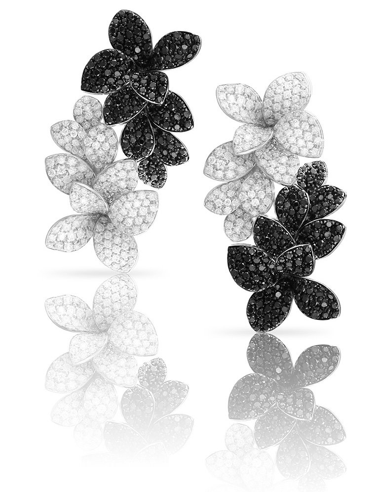 Earrings from the collection of Stelle in Fiore by Pasquale Bruni