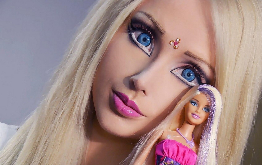 Human Barbie Valeria Lukyanova Conquers America