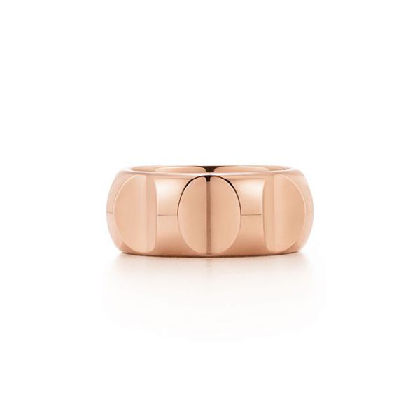 Tiffany & Co. launches the Paloma’s Groove collection for the gents
