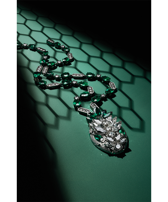 High Jewellery Serpenti Necklace in marquise brilliant cut diamonds and emeralds