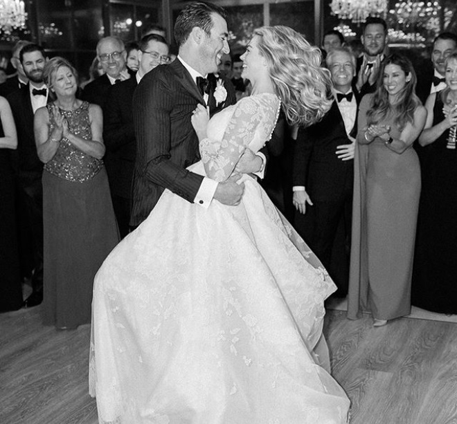 Gentle and luxurious: Kate Upton showed off new wedding pictures